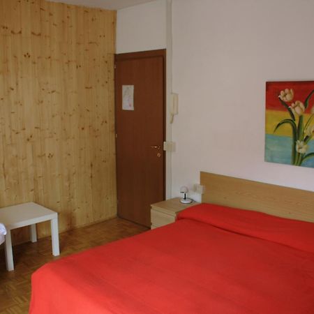 Albergo Della Posta Clusone Exteriér fotografie