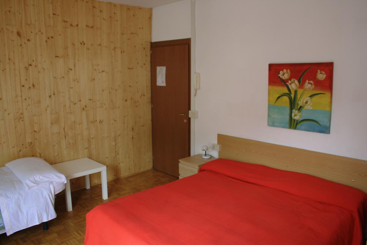 Albergo Della Posta Clusone Exteriér fotografie