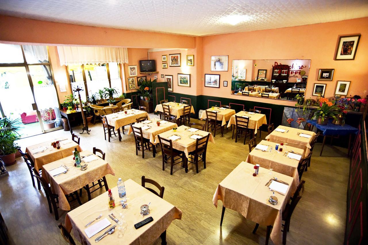Albergo Della Posta Clusone Exteriér fotografie